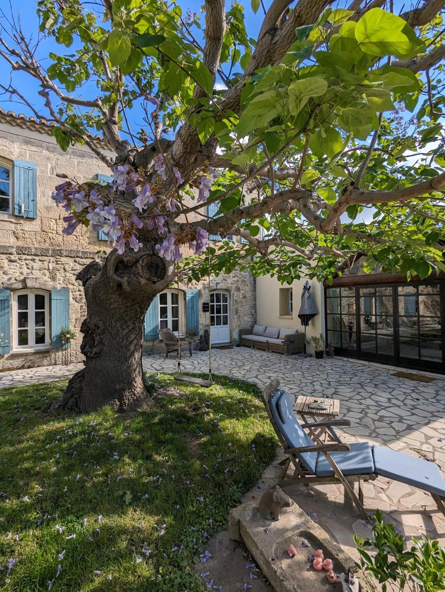 Mas Armelin Bed & Breakfast Tarascon Exterior photo